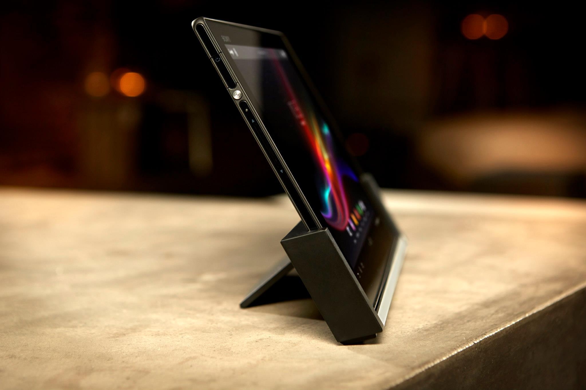 white-black-red-technology-Sony-tablet-613424-wallhere.com